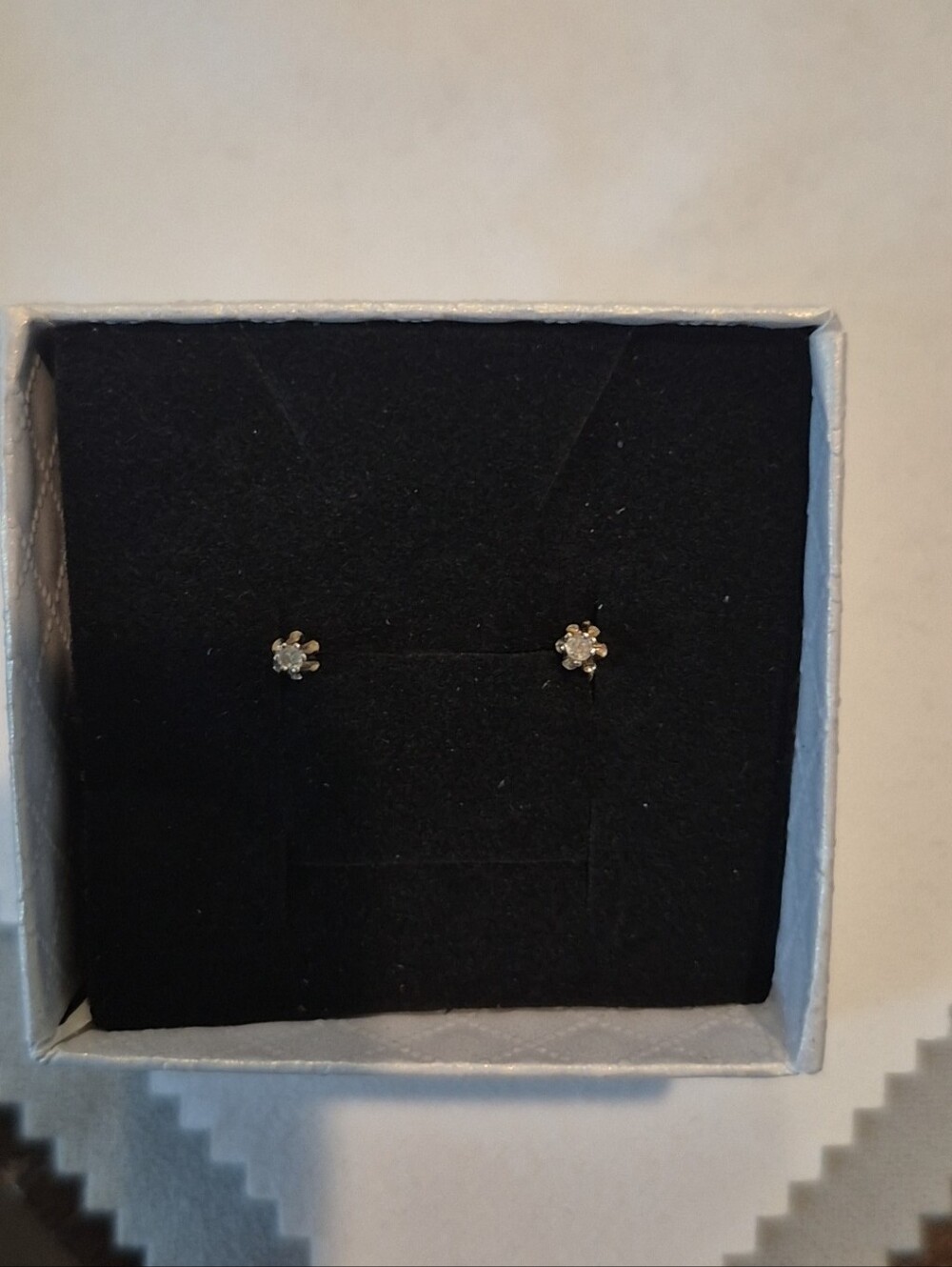 14k white gold tiny diamond 6 prong earrings